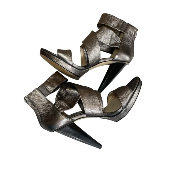 Michael Michael Kors Jennings Pewter Platform Heels Sandals Leather Strappy  9.5 - Picture 1 of 11